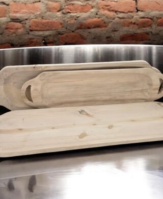 מגש אובלי עם ידיות עץ מגולף 4*21*76