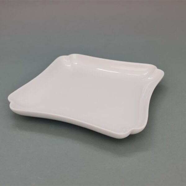 מגש מרובע פורצלן לבן 20.5*20.5