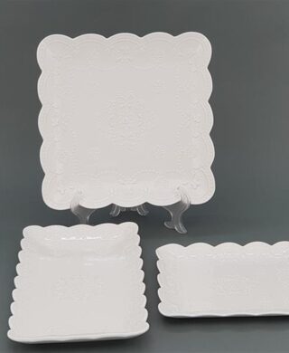 צלחת מרובעת מעוטרת 25סמ. צלחת מרובעת מעוטרת 25סמ.