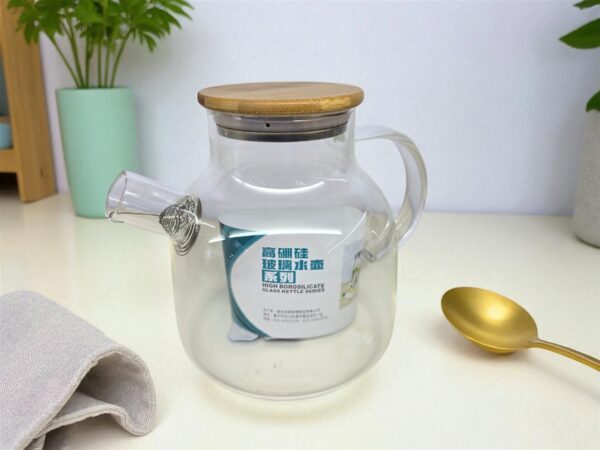 קומקום זכוכית בורוסיליקט עם מכסה במבוק 1.2L