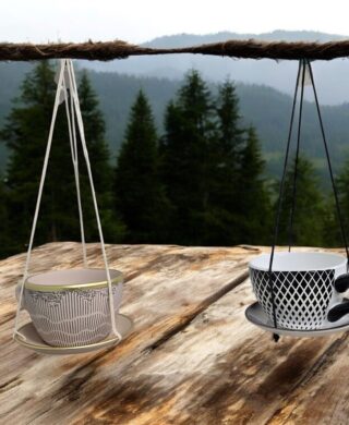 ספל עם צלוחית לעציץ 10*14*19 שחור תליה ספל עם צלוחית לעציץ 10*14*19 שחור תליה