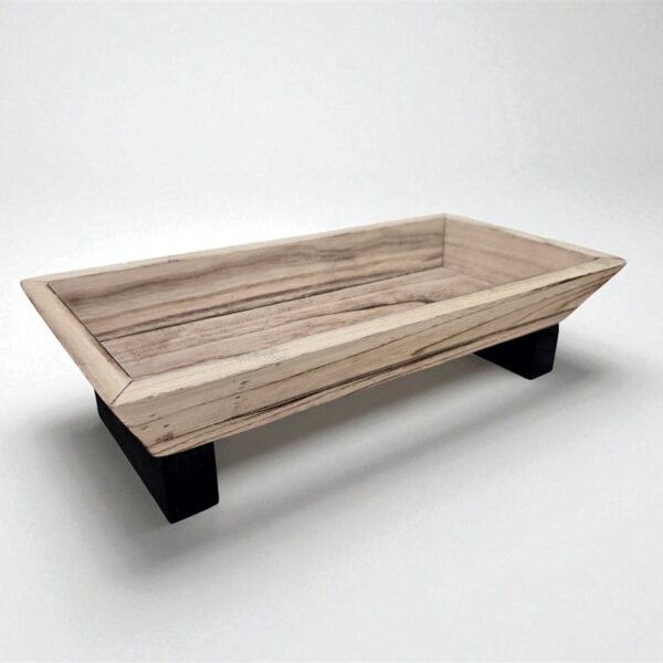 מגש עץ מגולף עם רגליות 10*20*40