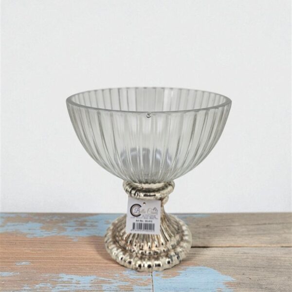 גביע עם רגל זהב 20*18