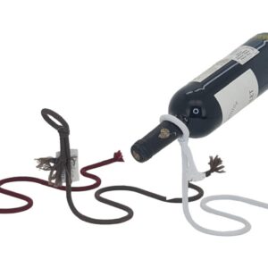 מעמד לבקבוק עם חבל שחור