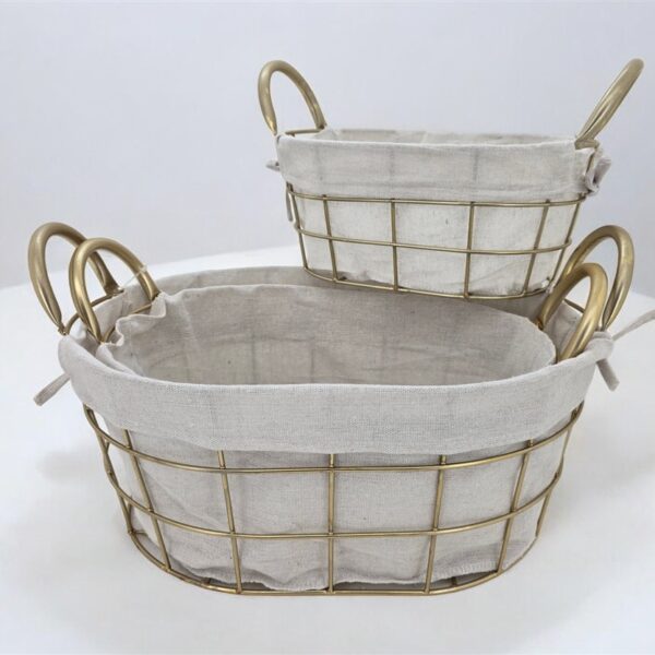 סלסלת מתכת מרופדת אובלית 16*28*38 סלסלת מתכת מרופדת אובלית 16*28*38