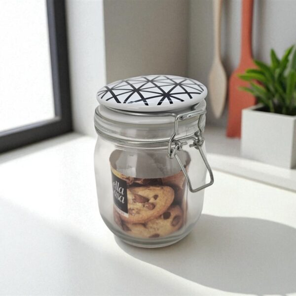 22.204 צנצנת מכסה פורצלן