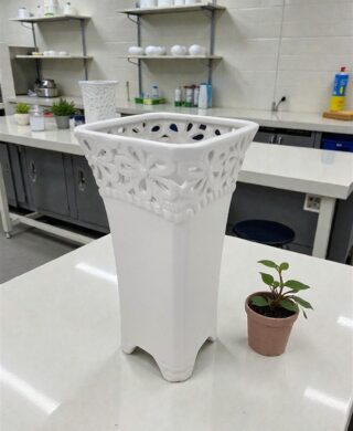 אגרטל תחרה מרובע 24*12*12 אגרטל תחרה מרובע 24*12*12