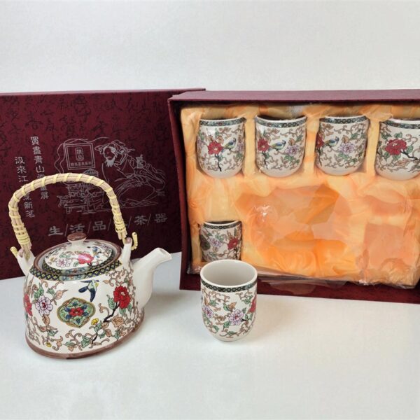 סט קומקום + 6 כוסות