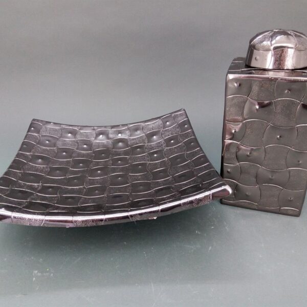 בקבוק ניקל מרובע 27סמ. בקבוק ניקל מרובע 27סמ.