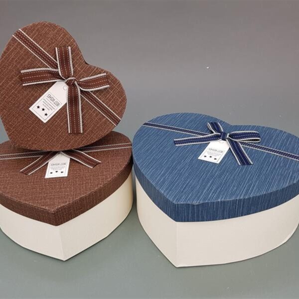 סט *3 קופסאות קרטון לב כחול סט *3 קופסאות קרטון לב כחול