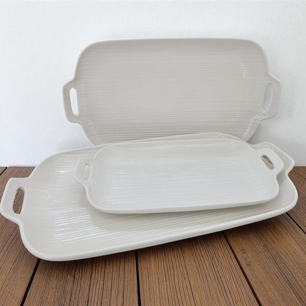 מגש עם ידיות פורצלן לבן 19*32