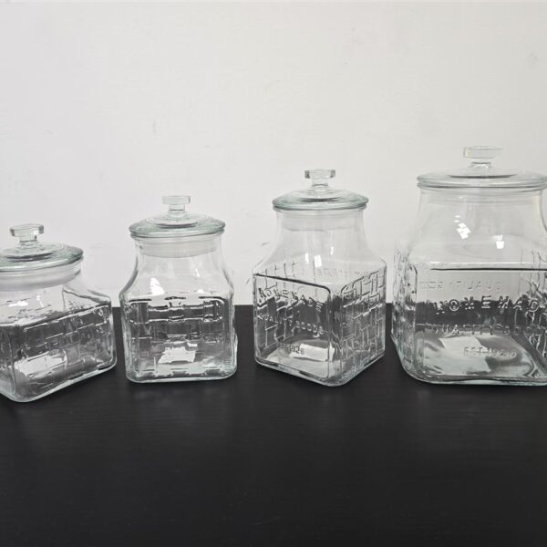 צנצנת מרובעת 15.5*23