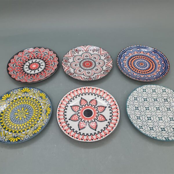 צלחת עגולה דקור 19סמ.